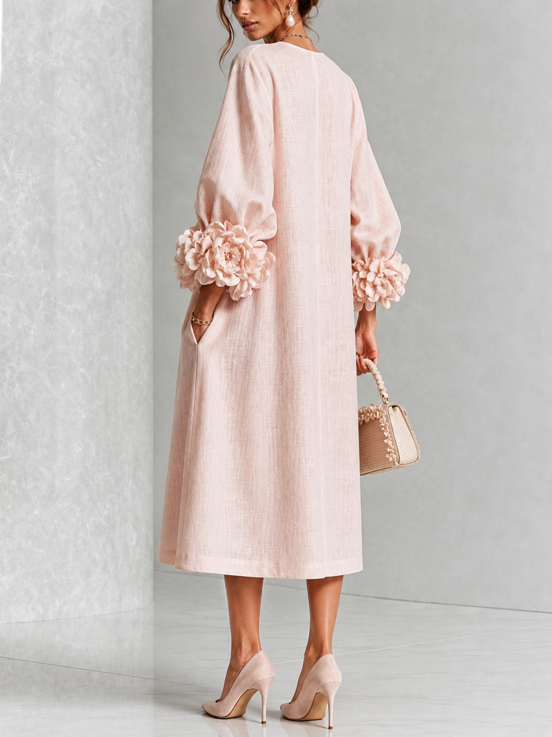 Valeria – Vestido midi con mangas de rosetas