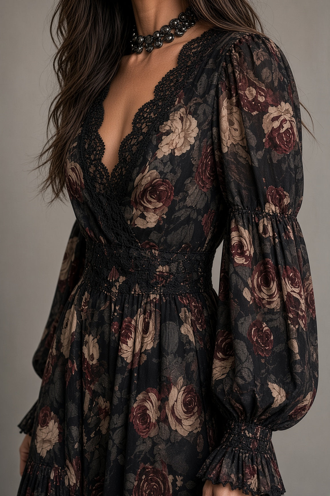 Elisa – Vestido vintage de flores con detalles de encaje